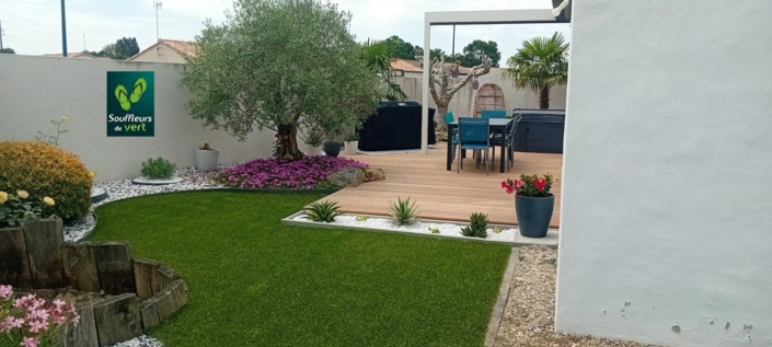 Jardin en pelouse synthétique Challans